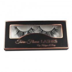 custom black eyelash packing with gold trim CPB08